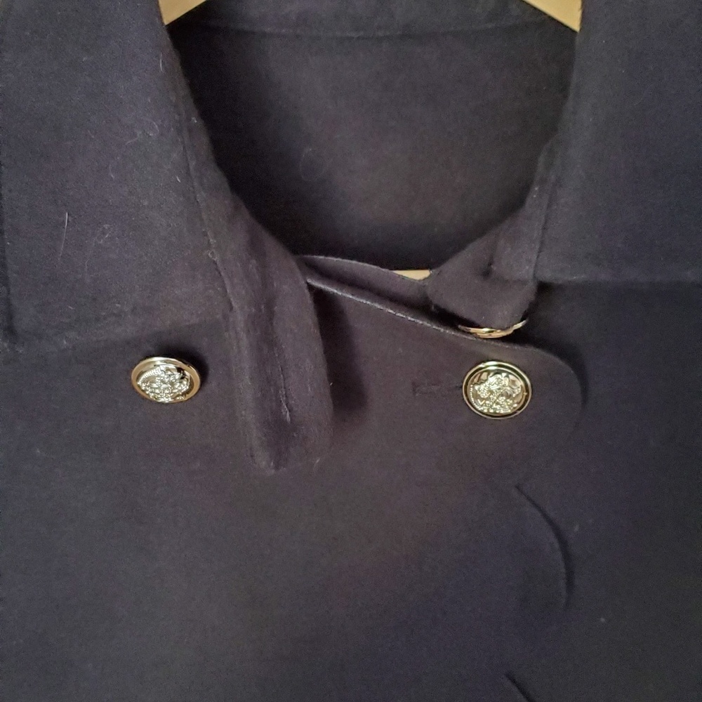 COAT - Picture 4 of 5